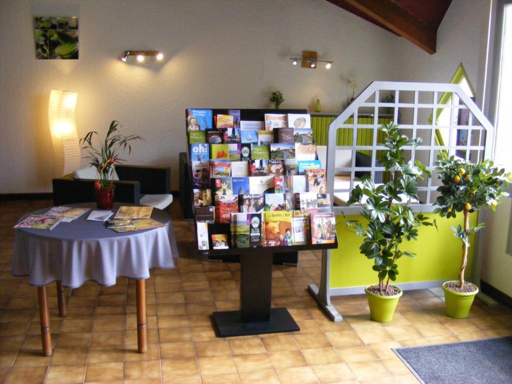 Hôtel La Mirandole Tournus Exterior foto